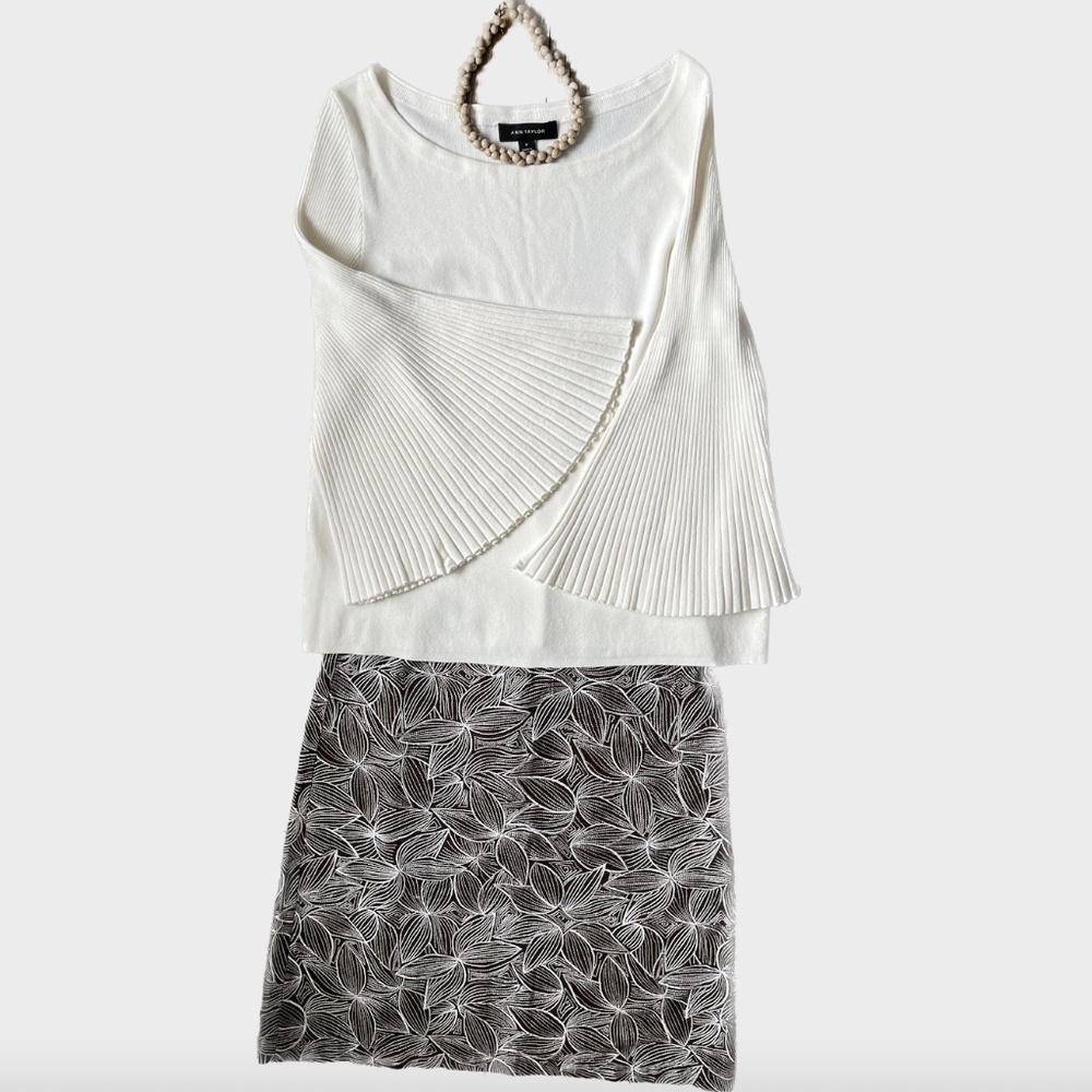 Ann Taylor white top with pleated bell sleeves, size M